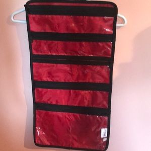 Thirty-One Jewelry storage